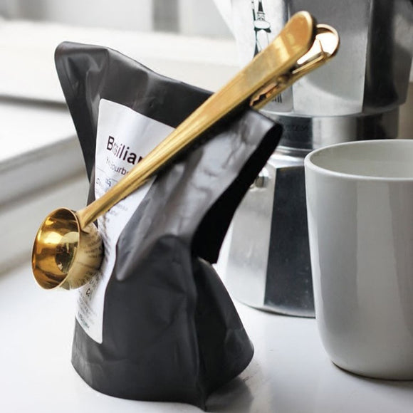 2-in-1 Coffee Clip + Spoon